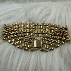 Gold Tone Metal 7.25” Fancy Link Bracelet